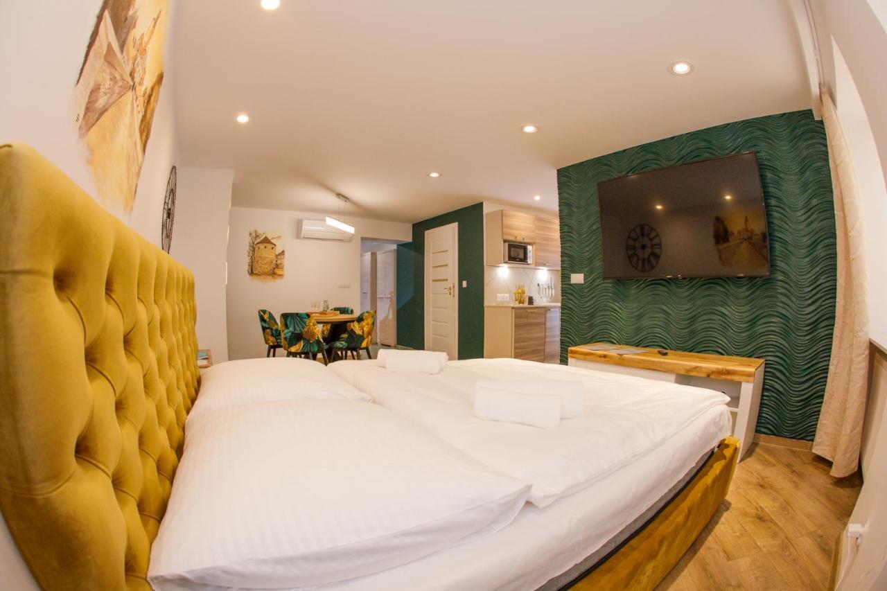 Apartament Ksiazecy Gold Klimatyzacja Boleslawiec  Buitenkant foto